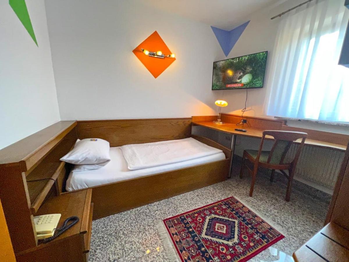 Hotel Und Restaurant Nehrener Hof Dış mekan fotoğraf