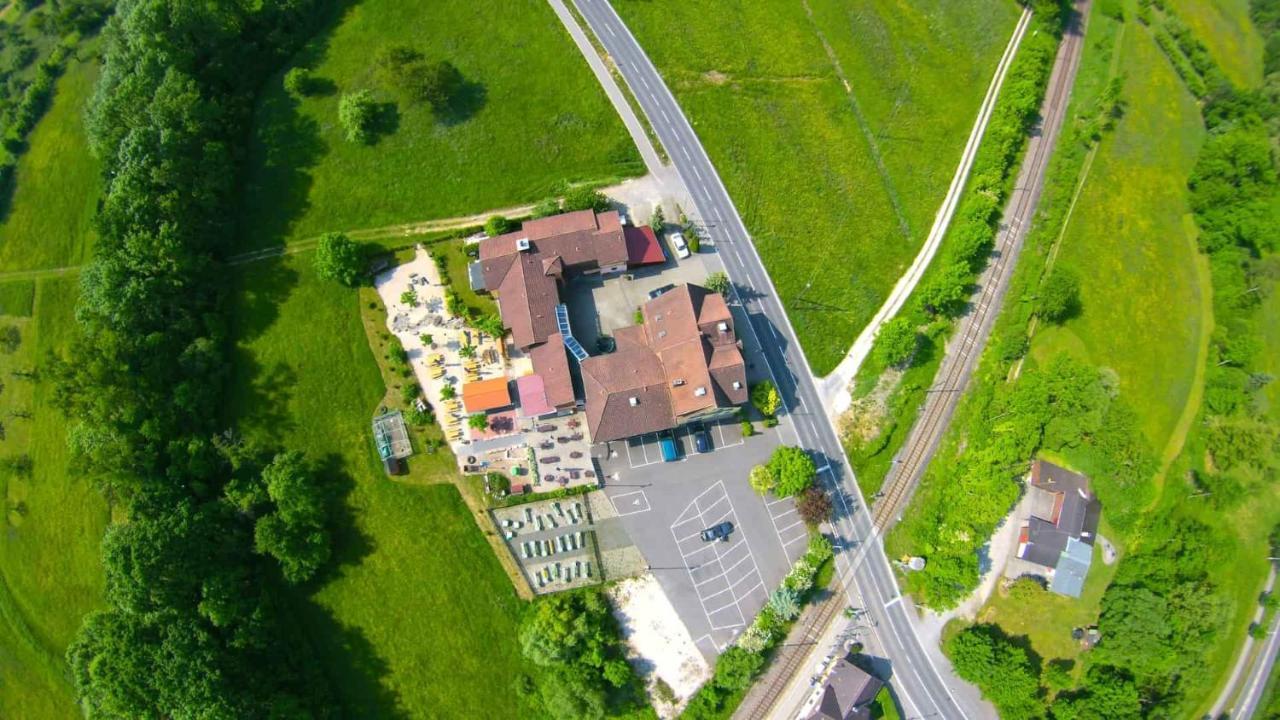 Hotel Und Restaurant Nehrener Hof Dış mekan fotoğraf
